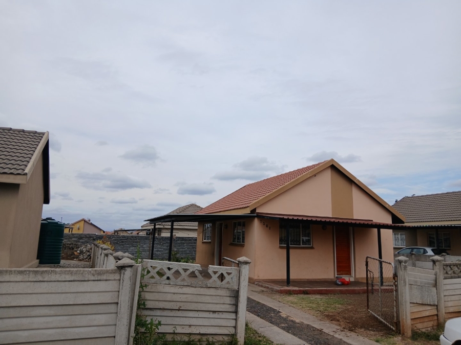 2 Bedroom Property for Sale in Freedom Park A North West